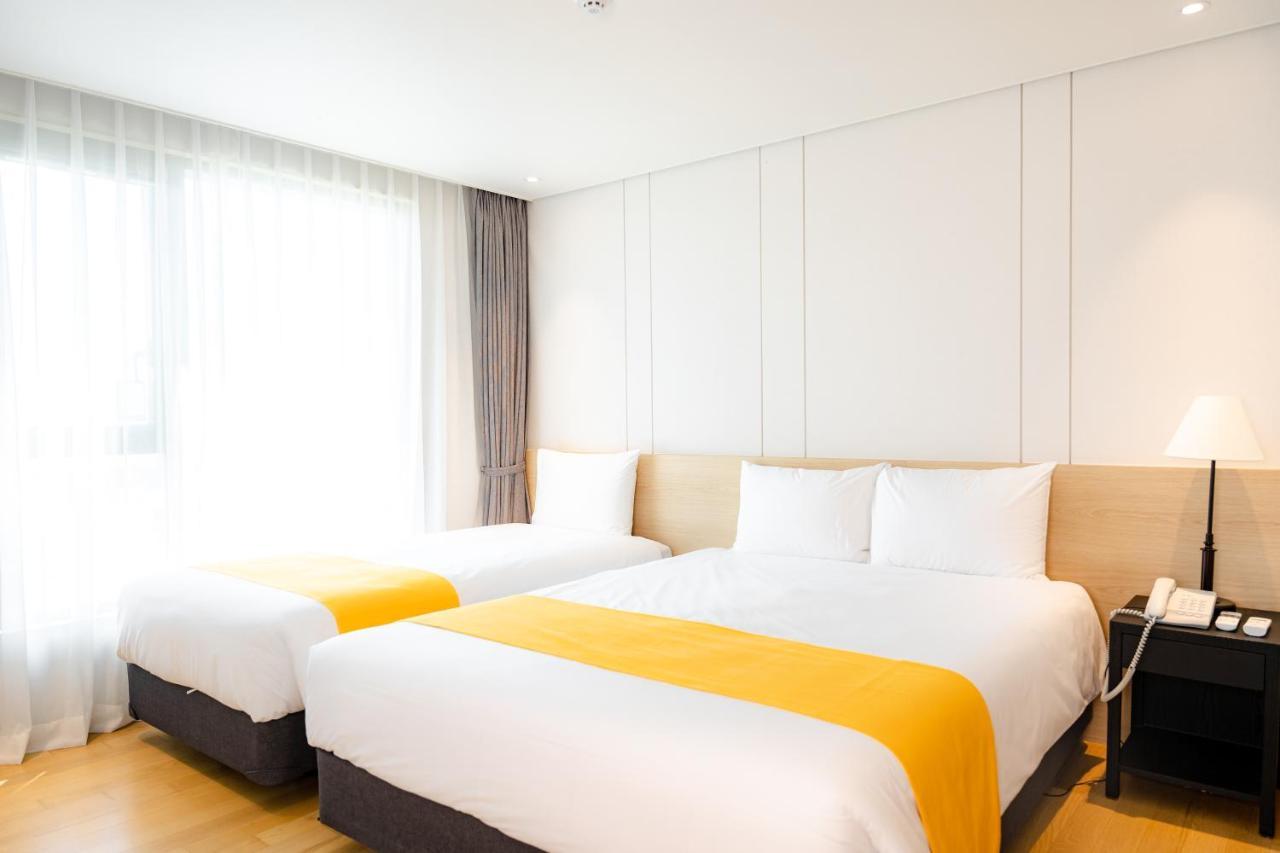 Seogwipo Hills Hotel Zewnętrze zdjęcie