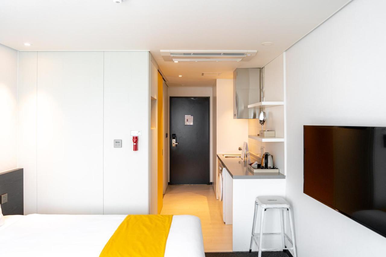 Seogwipo Hills Hotel Zewnętrze zdjęcie
