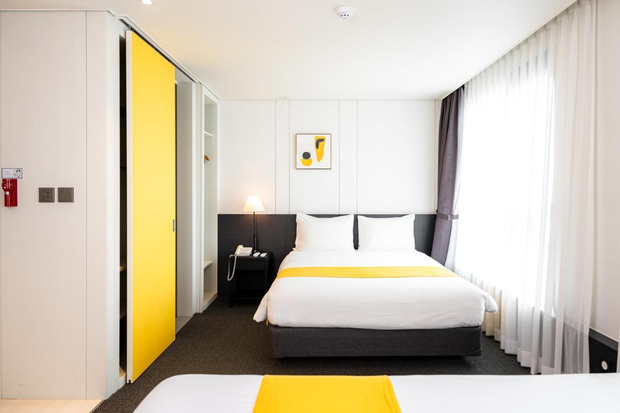 Seogwipo Hills Hotel Zewnętrze zdjęcie